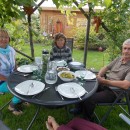 Mittagsmenü im Garten